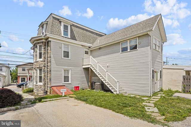 116 E KING ST, Malvern, PA 19355