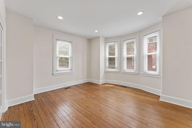 116 E KING ST, Malvern, PA 19355