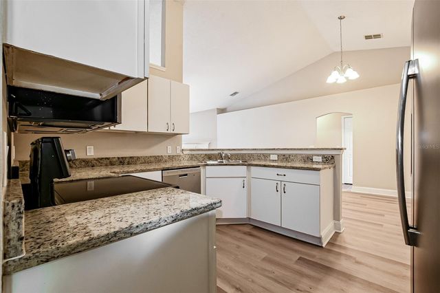 2823 ARBOUR TRAIL COURT, Deltona, FL 32725