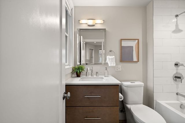 7 Langford Park 1, Boston, MA 02119