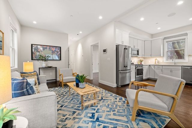 7 Langford Park 1, Boston, MA 02119