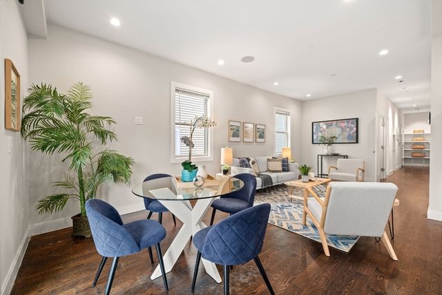 7 Langford Park 1, Boston, MA 02119