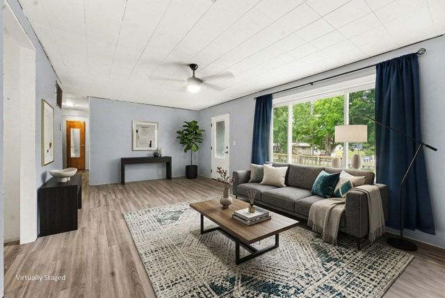 200 W Summit Street, Muir Vllg, MI 48860