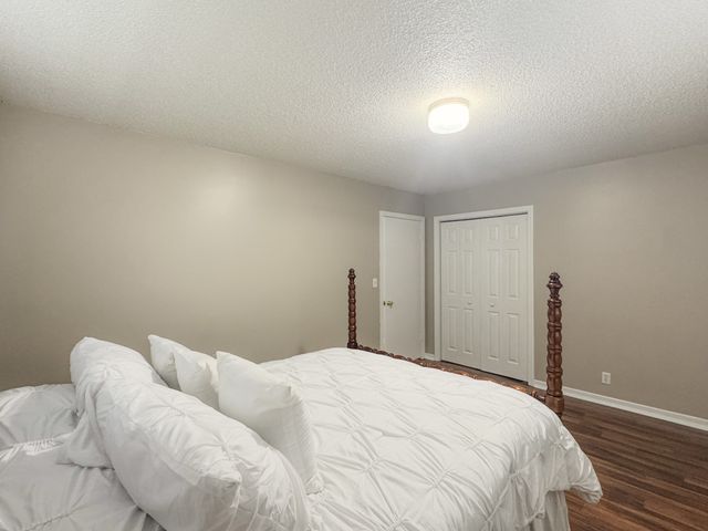 1406 Ellington Dr, Lafayette, TN 37083