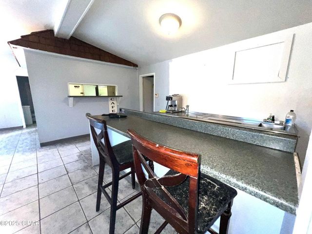 7700 US Highway 90, Defuniak Springs, FL 32433