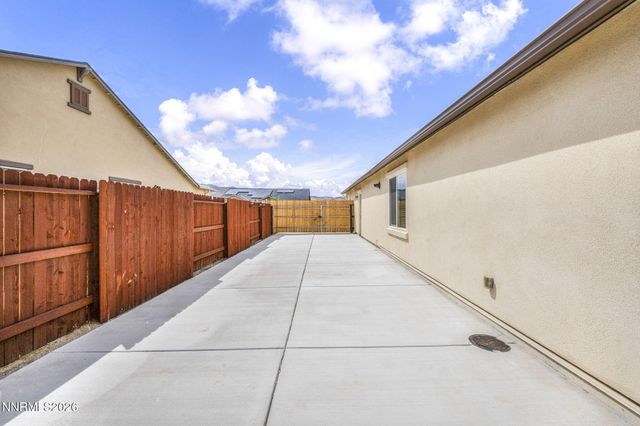 742 Mallard Crest Drive, Sparks, NV 89441