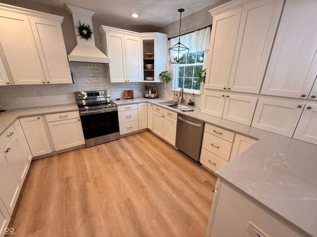 4125 Hickory Ridge Boulevard, Greenwood, IN 46143