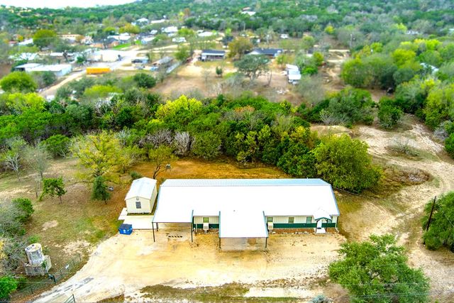 315 Roy St, Kerrville, TX 78028