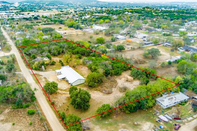 315 Roy St, Kerrville, TX 78028