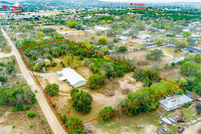 315 Roy St, Kerrville, TX 78028