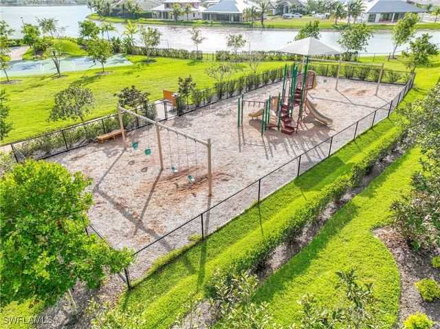 14748 Windward LN, Naples, FL 34114