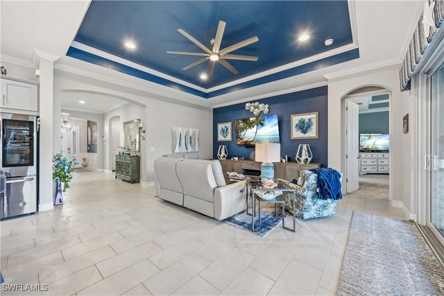 14748 Windward LN, Naples, FL 34114