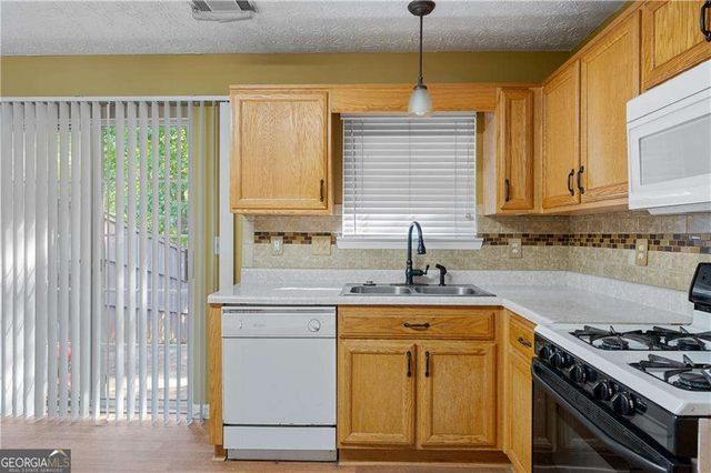 3127 Fields Drive, Lithonia, GA 30038