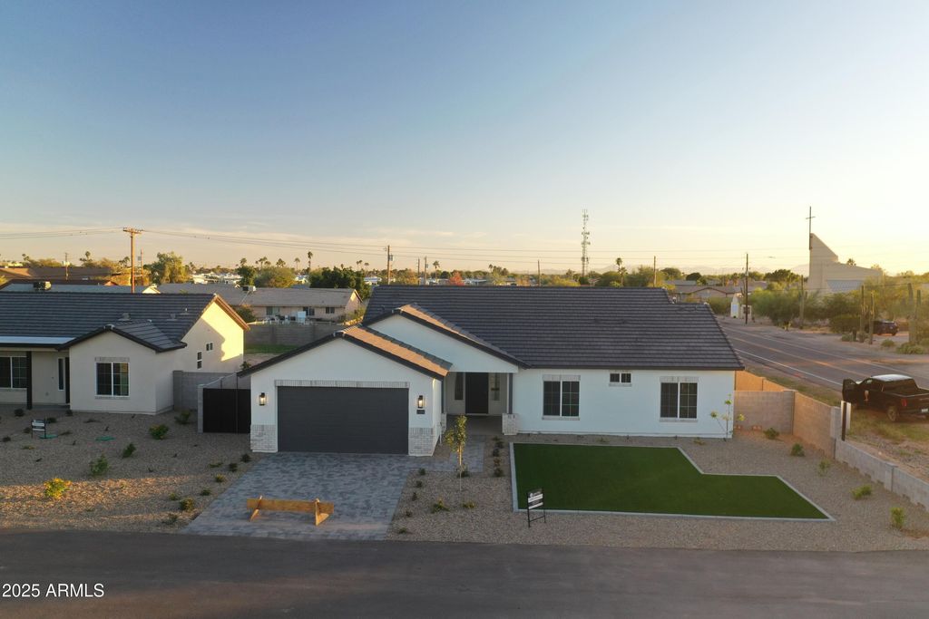 Image 2 of property listing at 11203 E Crescent Avenue, Mesa, AZ 85208