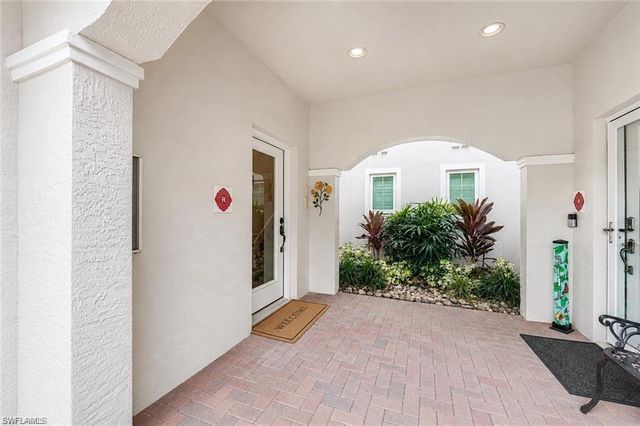 9111 Palmetto Ridge DR 201, Estero, FL 34135