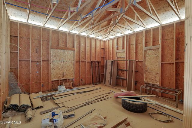 13961 Santa Fe Trail Trail, El Paso, TX 79938