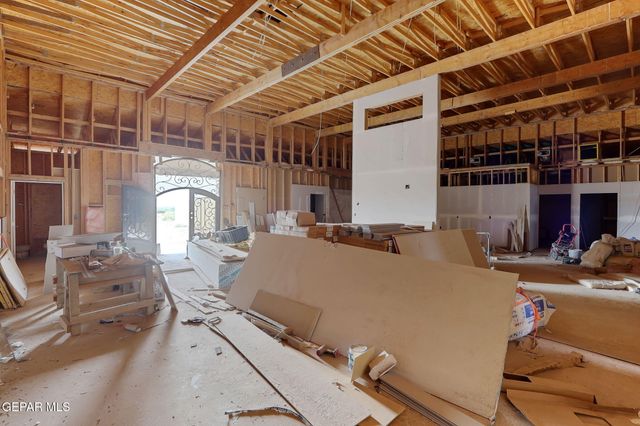 13961 Santa Fe Trail Trail, El Paso, TX 79938