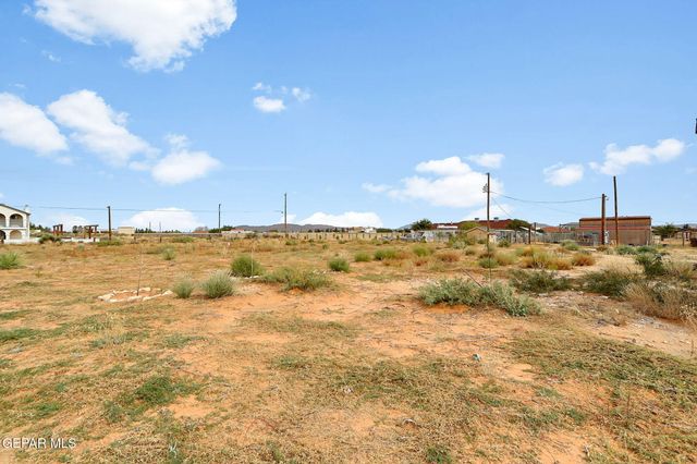 13961 Santa Fe Trail Trail, El Paso, TX 79938