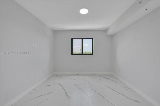 840 NE 130th Street 211, North Miami, FL 33161