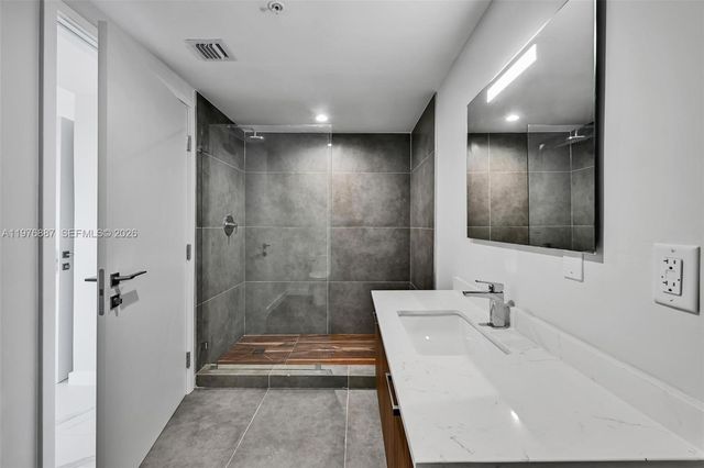 840 NE 130th Street 211, North Miami, FL 33161