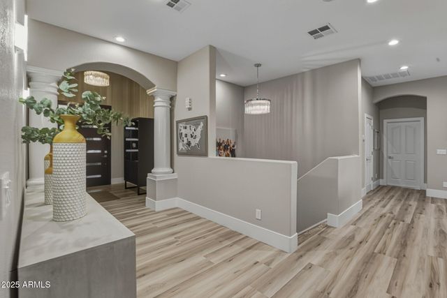 18422 N 14TH Street, Phoenix, AZ 85022