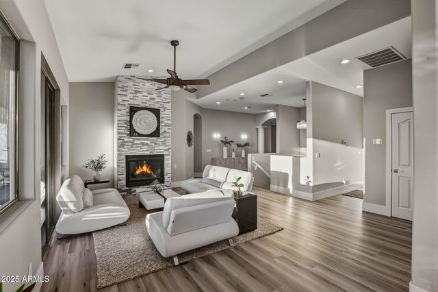 18422 N 14TH Street, Phoenix, AZ 85022