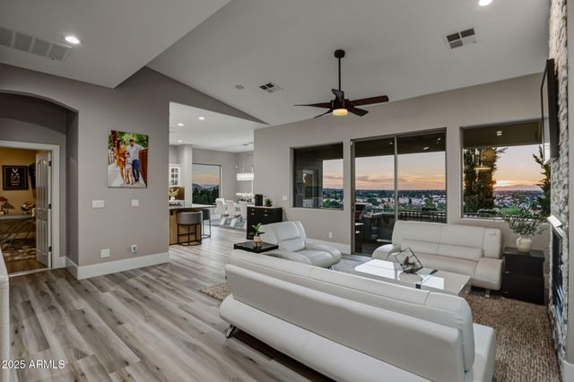 18422 N 14TH Street, Phoenix, AZ 85022