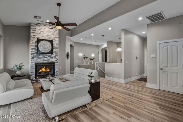 18422 N 14TH Street, Phoenix, AZ 85022