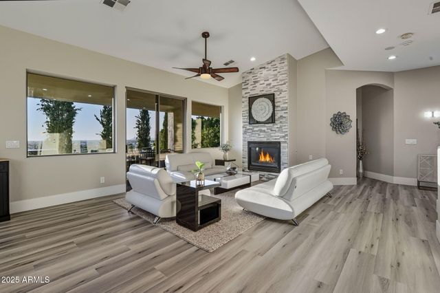 18422 N 14TH Street, Phoenix, AZ 85022