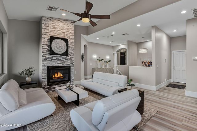 18422 N 14TH Street, Phoenix, AZ 85022