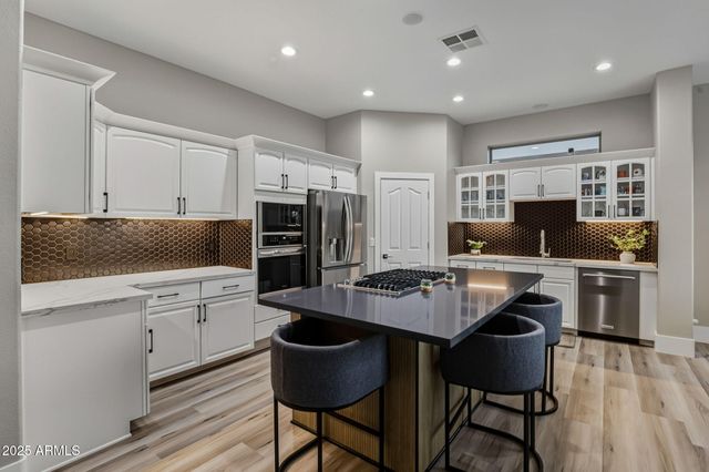 18422 N 14TH Street, Phoenix, AZ 85022