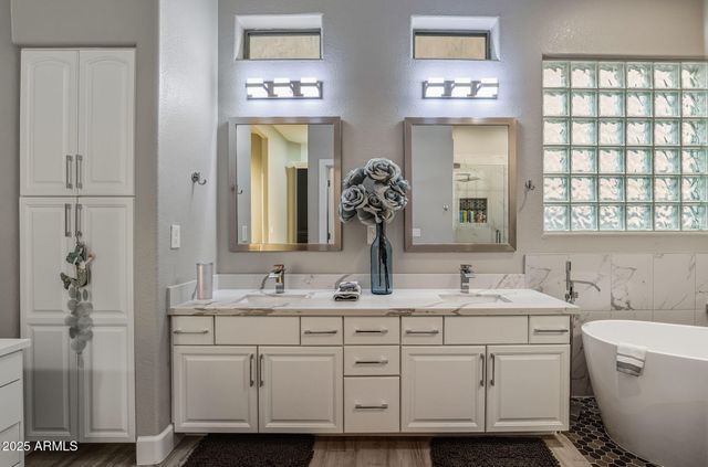 18422 N 14TH Street, Phoenix, AZ 85022