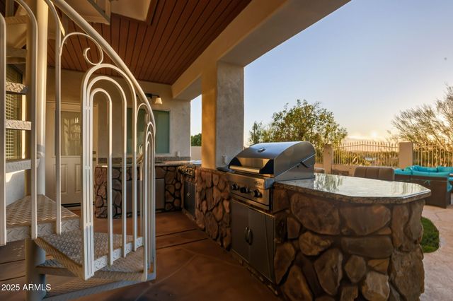 18422 N 14TH Street, Phoenix, AZ 85022