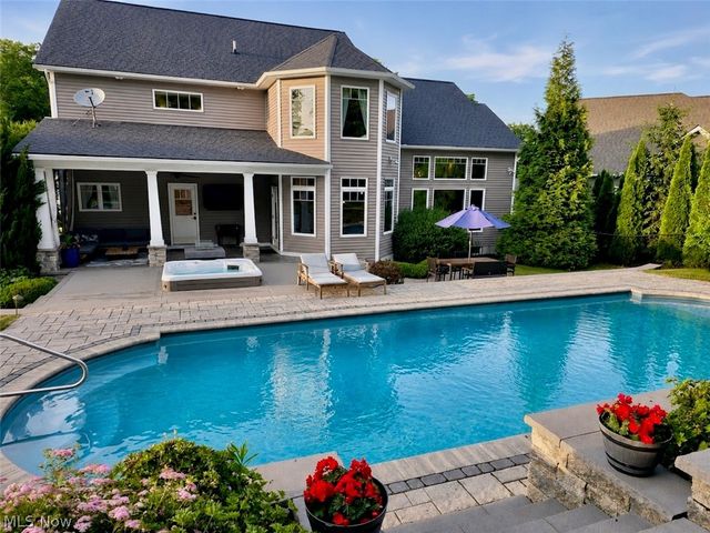224 Hidden Glen Trail, Chardon, OH 44024