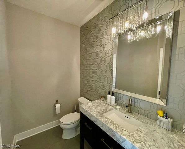 224 Hidden Glen Trail, Chardon, OH 44024