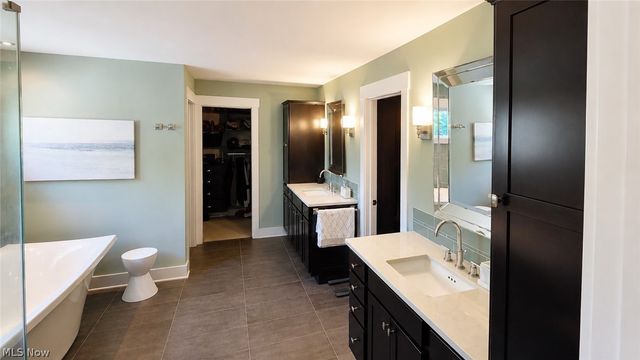 224 Hidden Glen Trail, Chardon, OH 44024