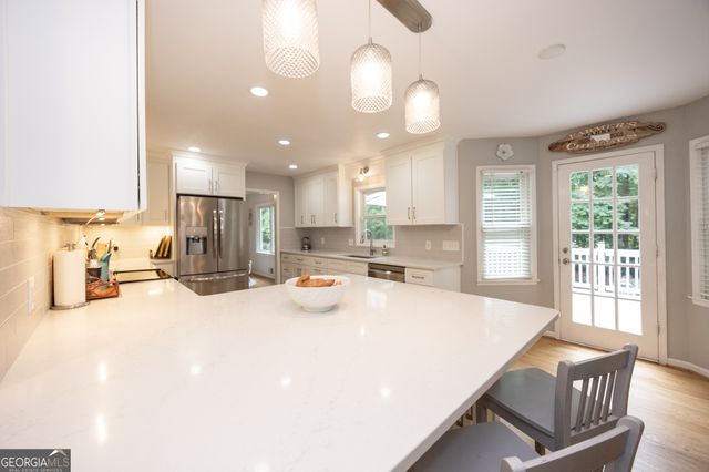 264 Claridge Curve, Peachtree City, GA 30269