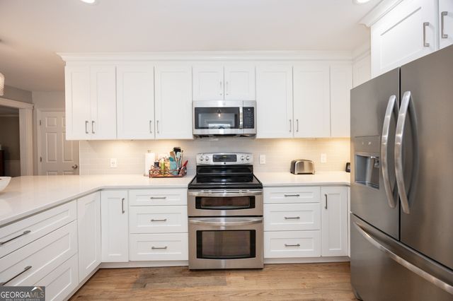 264 Claridge Curve, Peachtree City, GA 30269