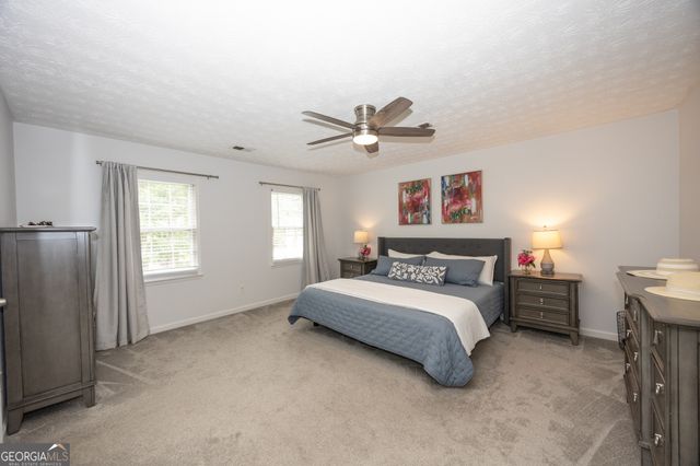264 Claridge Curve, Peachtree City, GA 30269