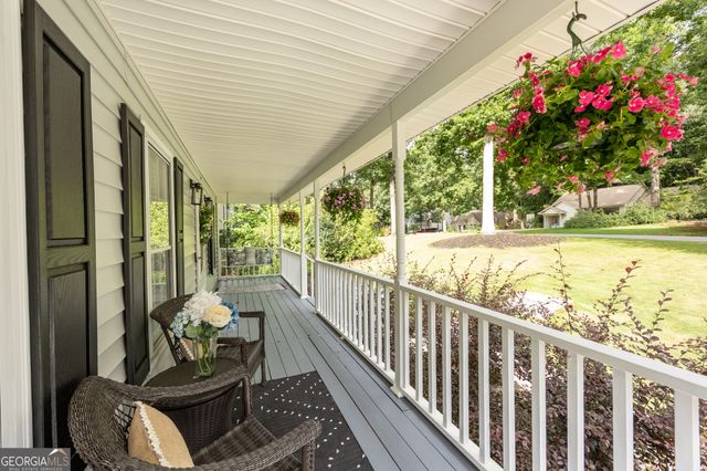 264 Claridge Curve, Peachtree City, GA 30269