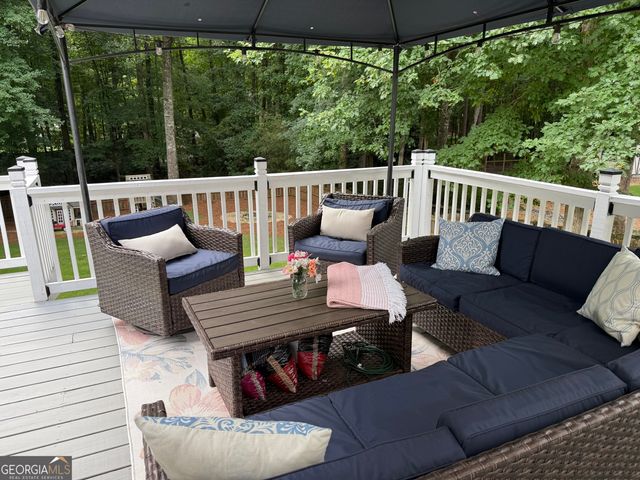 264 Claridge Curve, Peachtree City, GA 30269