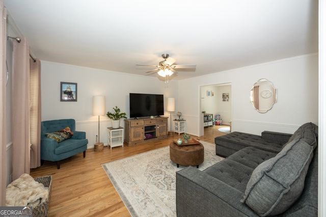 264 Claridge Curve, Peachtree City, GA 30269