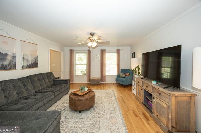 264 Claridge Curve, Peachtree City, GA 30269