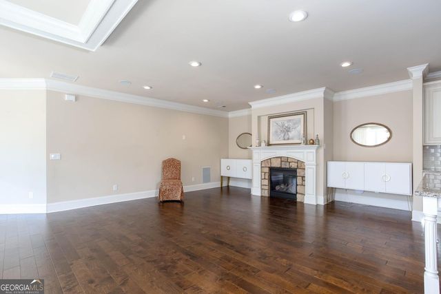 100 Batten Board Way, Woodstock, GA 30189