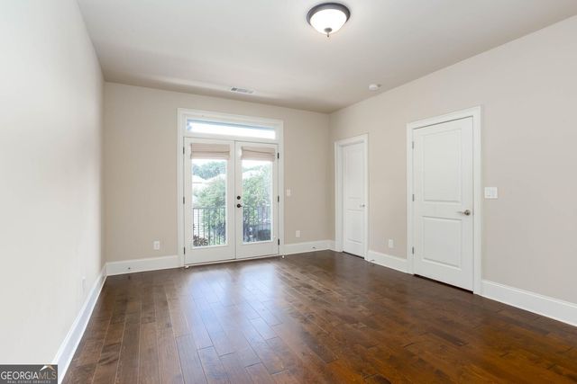100 Batten Board Way, Woodstock, GA 30189