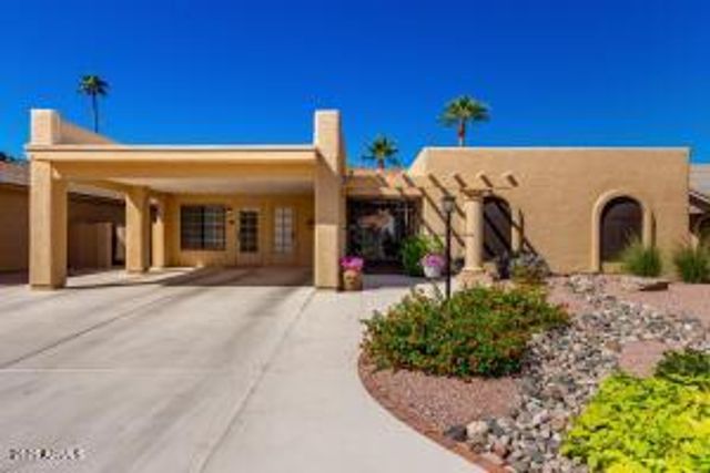 26414 S LAKEMONT Drive, Sun Lakes, AZ 85248