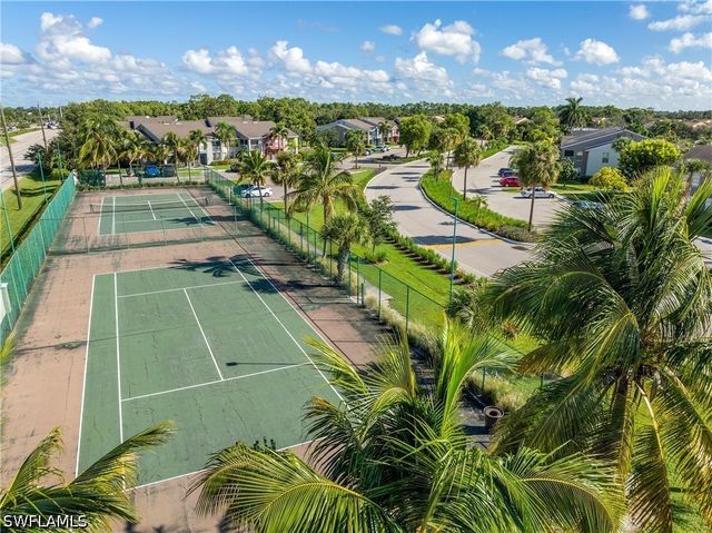 185 Santa Clara DR 13, Naples, FL 34104