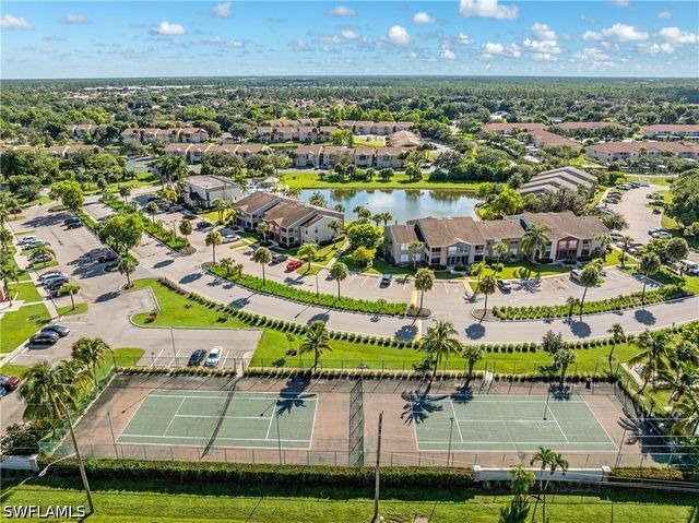 185 Santa Clara DR 13, Naples, FL 34104