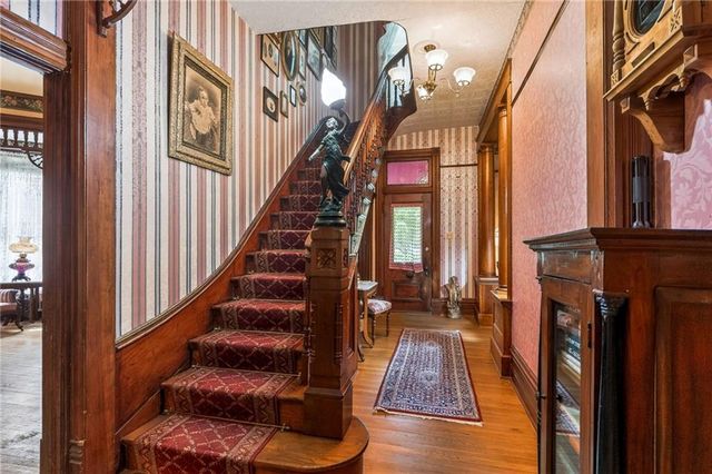 406 E Arthur Street, Liberty, MO 64068