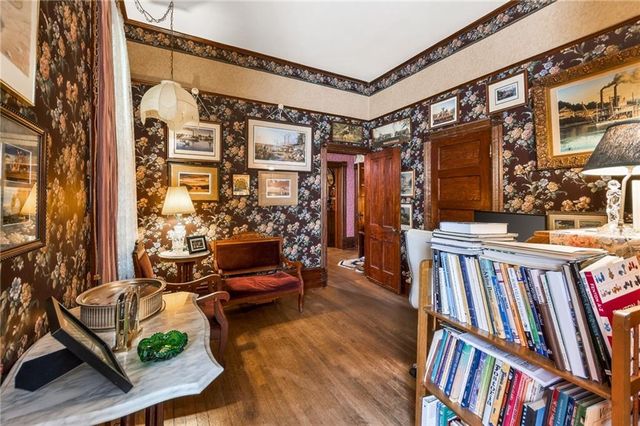 406 E Arthur Street, Liberty, MO 64068